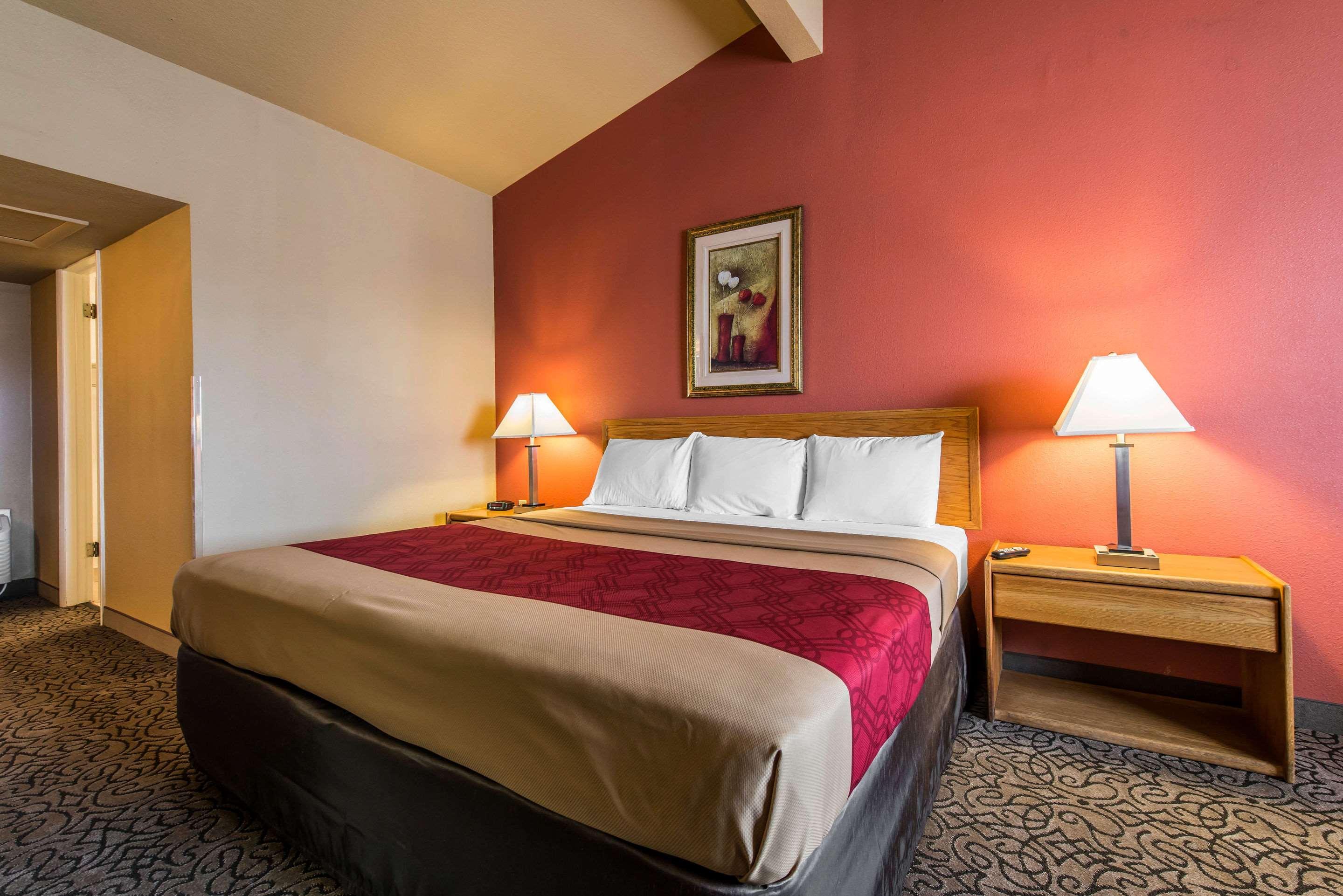 Rodeway Inn Brush Eksteriør bilde