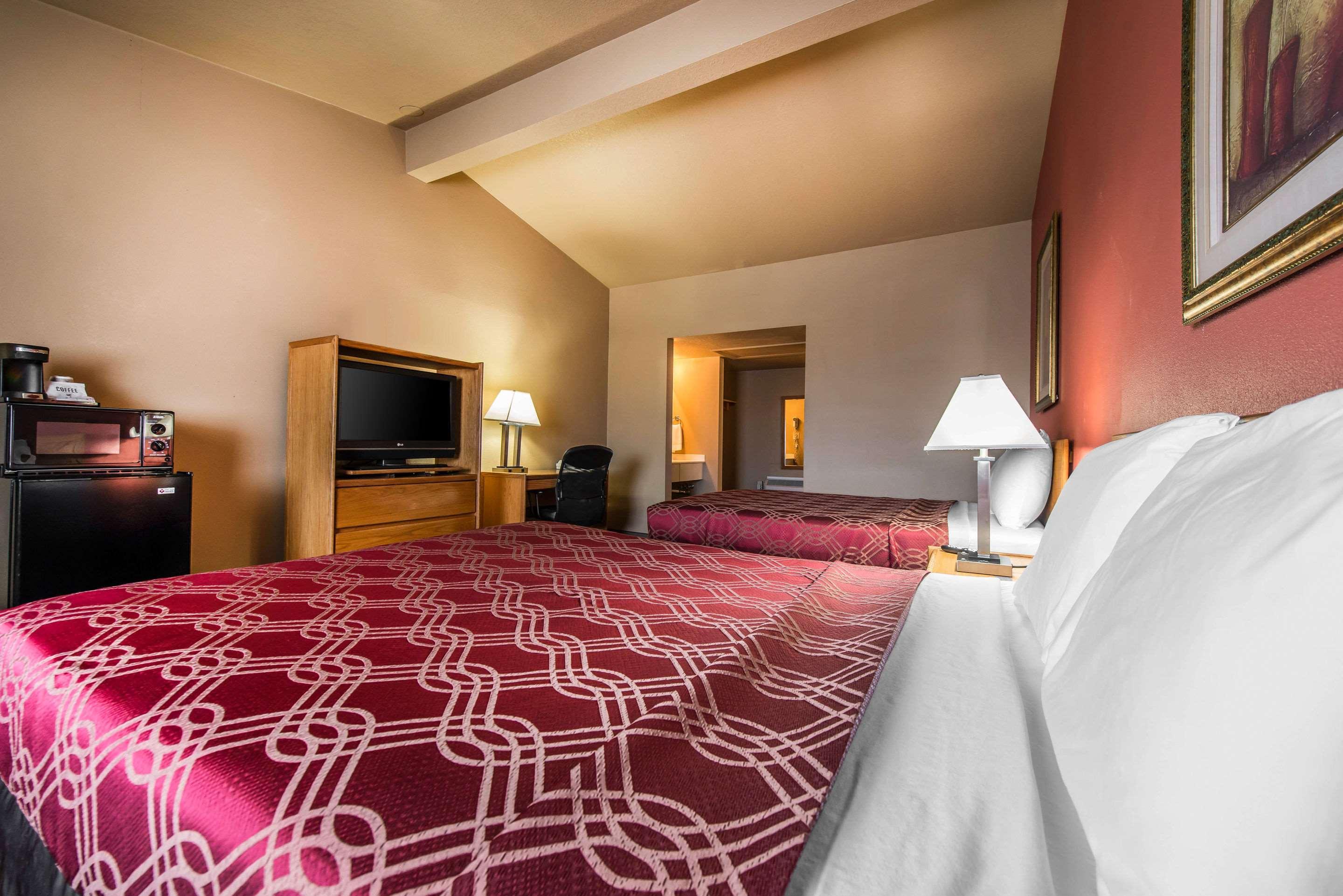Rodeway Inn Brush Eksteriør bilde